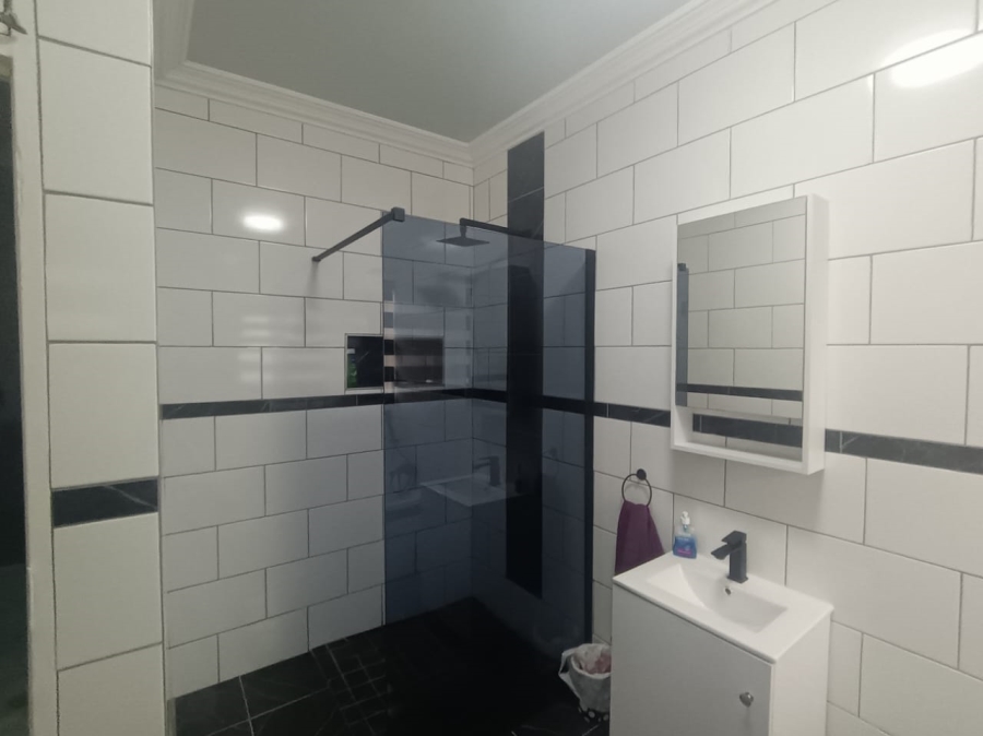 4 Bedroom Property for Sale in Hadison Park Northern Cape